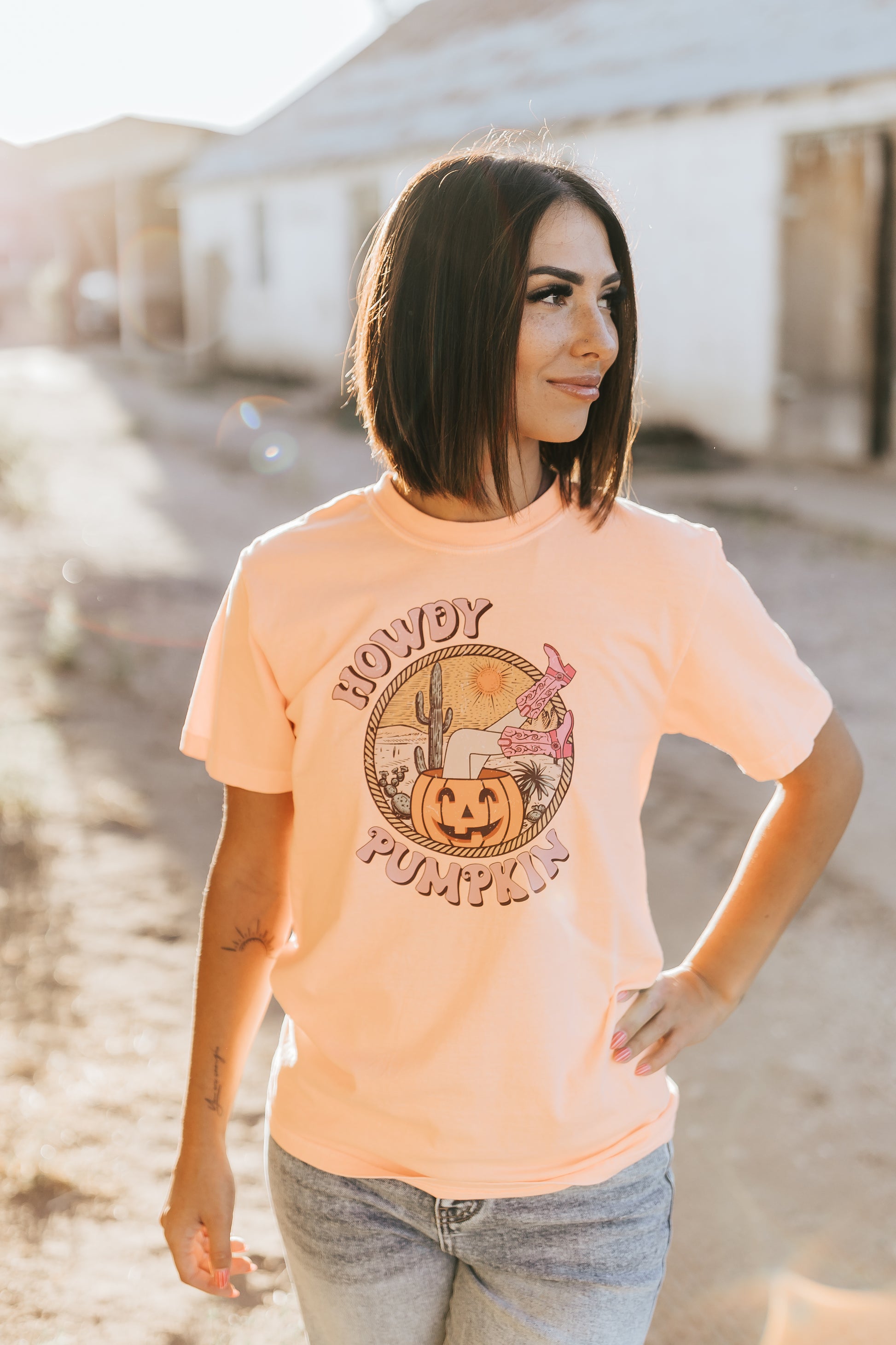 HOWDY PUMPKIN TEE