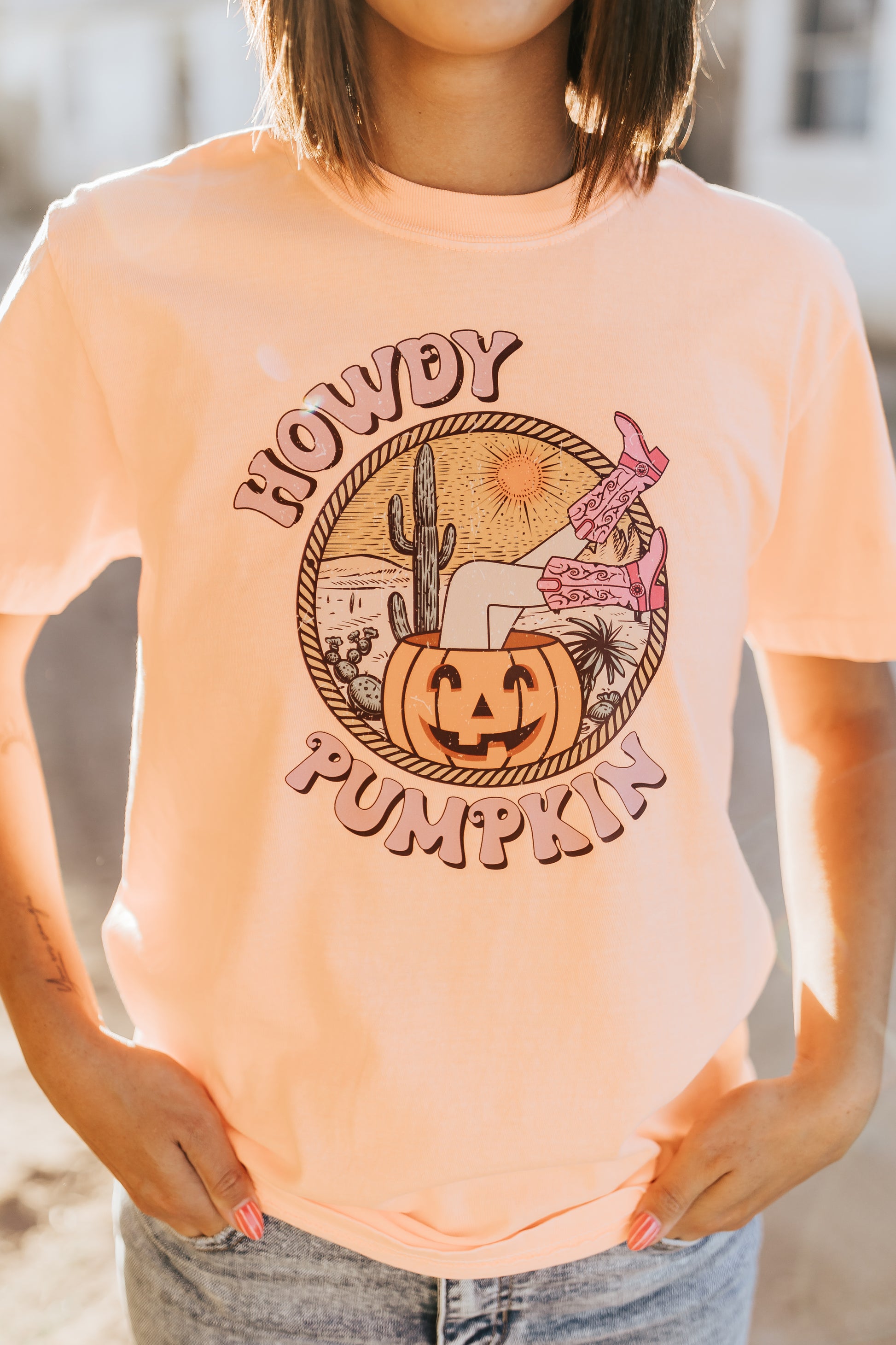 HOWDY PUMPKIN TEE