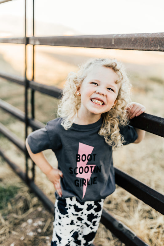 BOOT SCOOTIN GIRLIE TEE