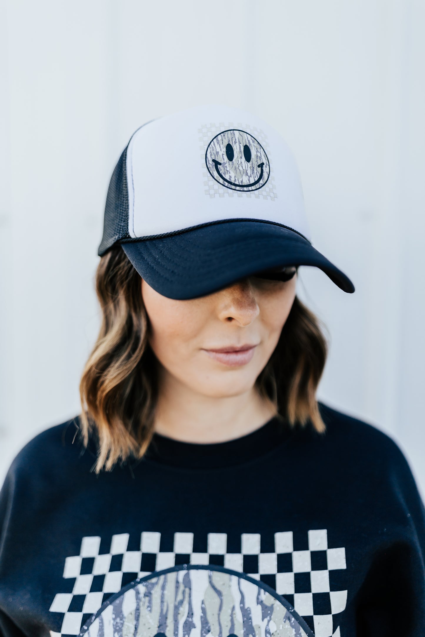 CAMO CHECKERED TRUCKER HAT