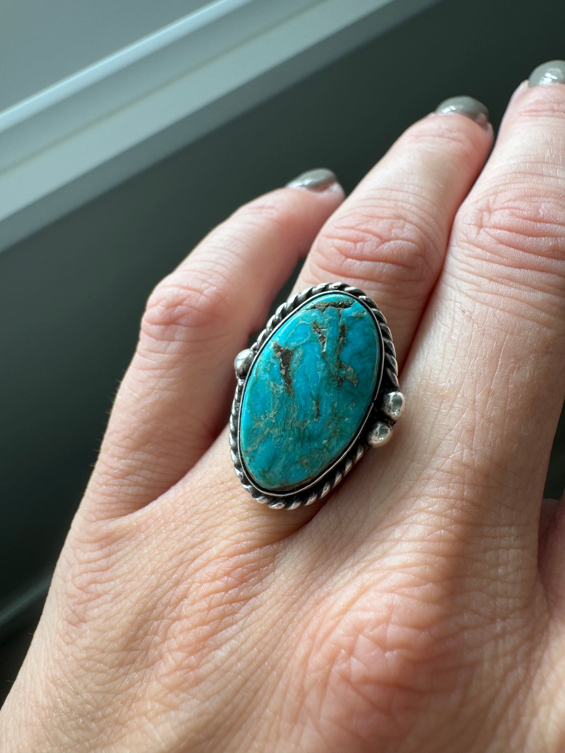 VINTAGE STERLING TURQUOISE RING SIZE 4.5